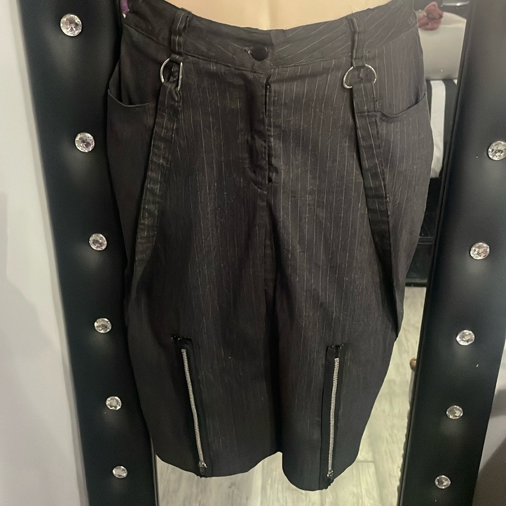Mid length pencil skirt